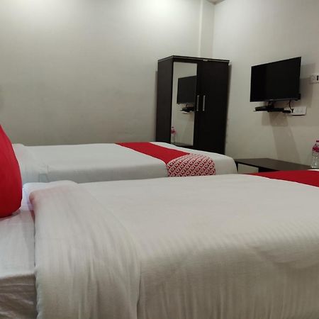ホテルOyo 45654 Saw Aiom Residency シロン エクステリア 写真
